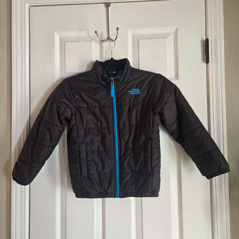 The North Face Boys Puffer Jacket Size XS Black/Blue